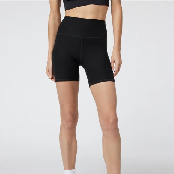 Vuori - Clean Elevation Shorty - Black - Medium - Picture 3 of 4